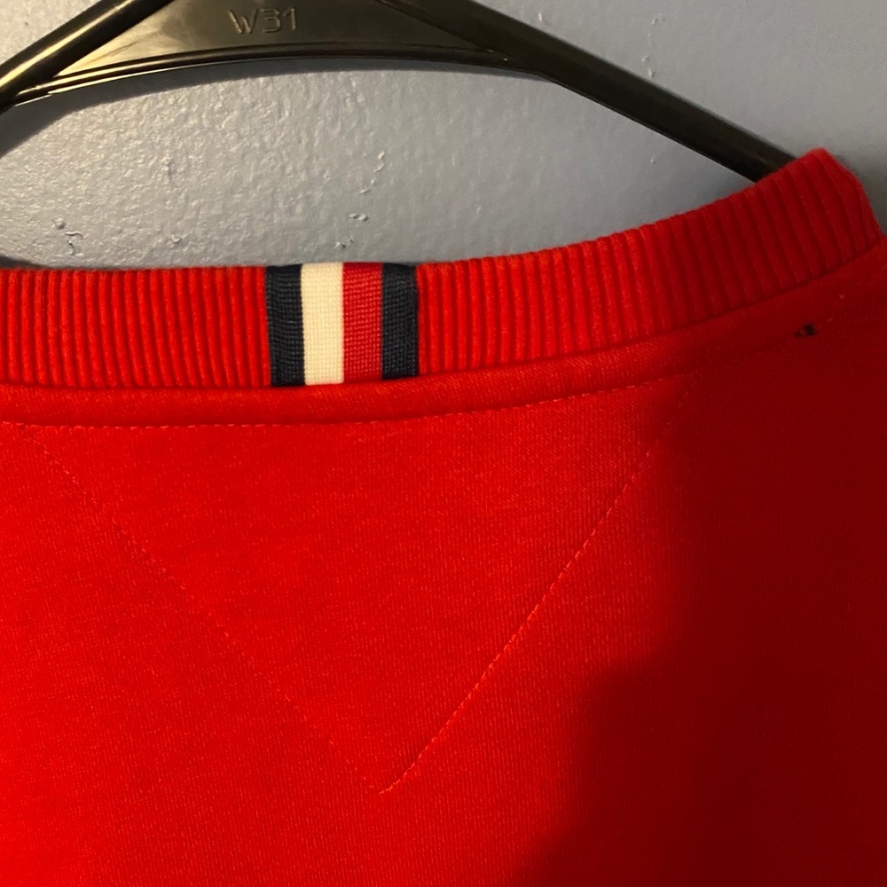 Sweatshirt - Picture 5 of 6
